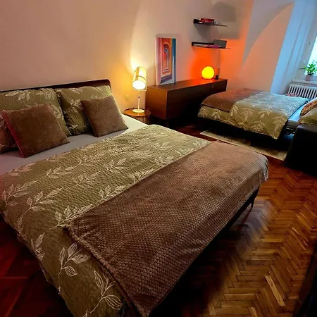 Golden Spur - Old Town Appartement *