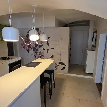 Golden Spur - Old Town Appartement *