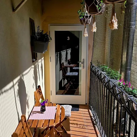 Golden Spur - Old Town Apartment Pressburg