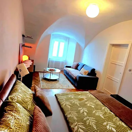 Apartment Golden Spur - Old Town *